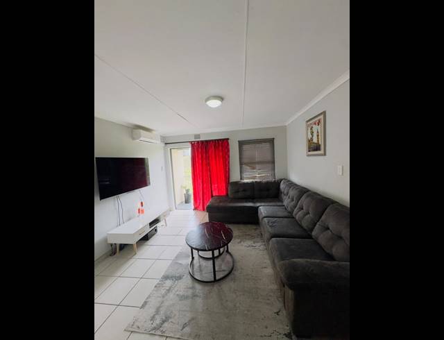2 BEDROOM APARTMENT FOR SALE IN NEWLANDS EAST